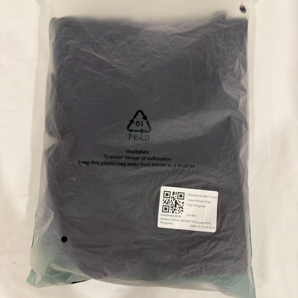 HALARA NWT High Waisted “Parisian Night” Navy Straight Leg Work Pant Size Medium - Picture 9 of 10